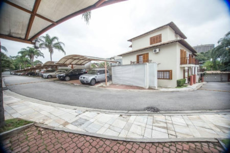 Casa à venda com 3 suítes no condomínio Jardim Ouro Preto - Villas Paulistas, São Paulo - SP