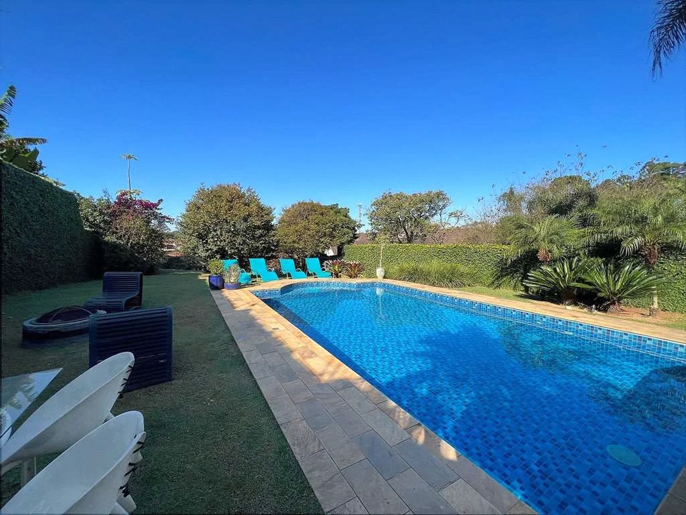 Casa à venda com 4 suítes em Vila Santo Antônio, Cotia, SP