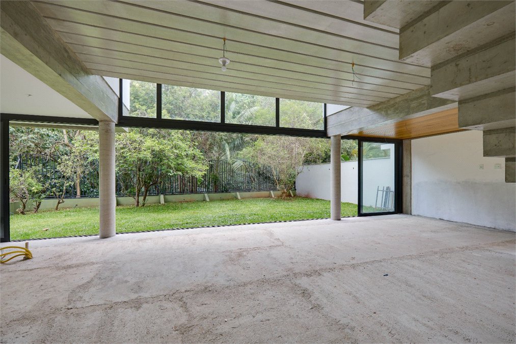Casa à venda com 4 suítes no condomínio Rg 898 - Villa Boa Vista, São Paulo - SP