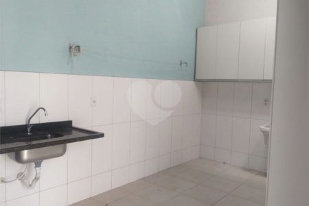 Casa à venda com 3 quartos, sendo 1 suíte, em Parque Industrial, São José dos Campos, SP