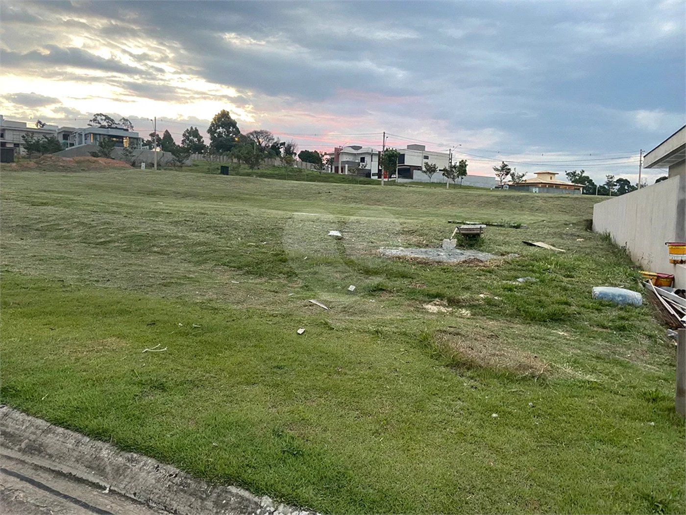 Terreno à venda em Residencial Colinas de Itupeva, Itupeva, SP