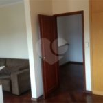 Sobrado à venda com 4 quartos, sendo 2 suítes, em Tremembé, São Paulo, SP