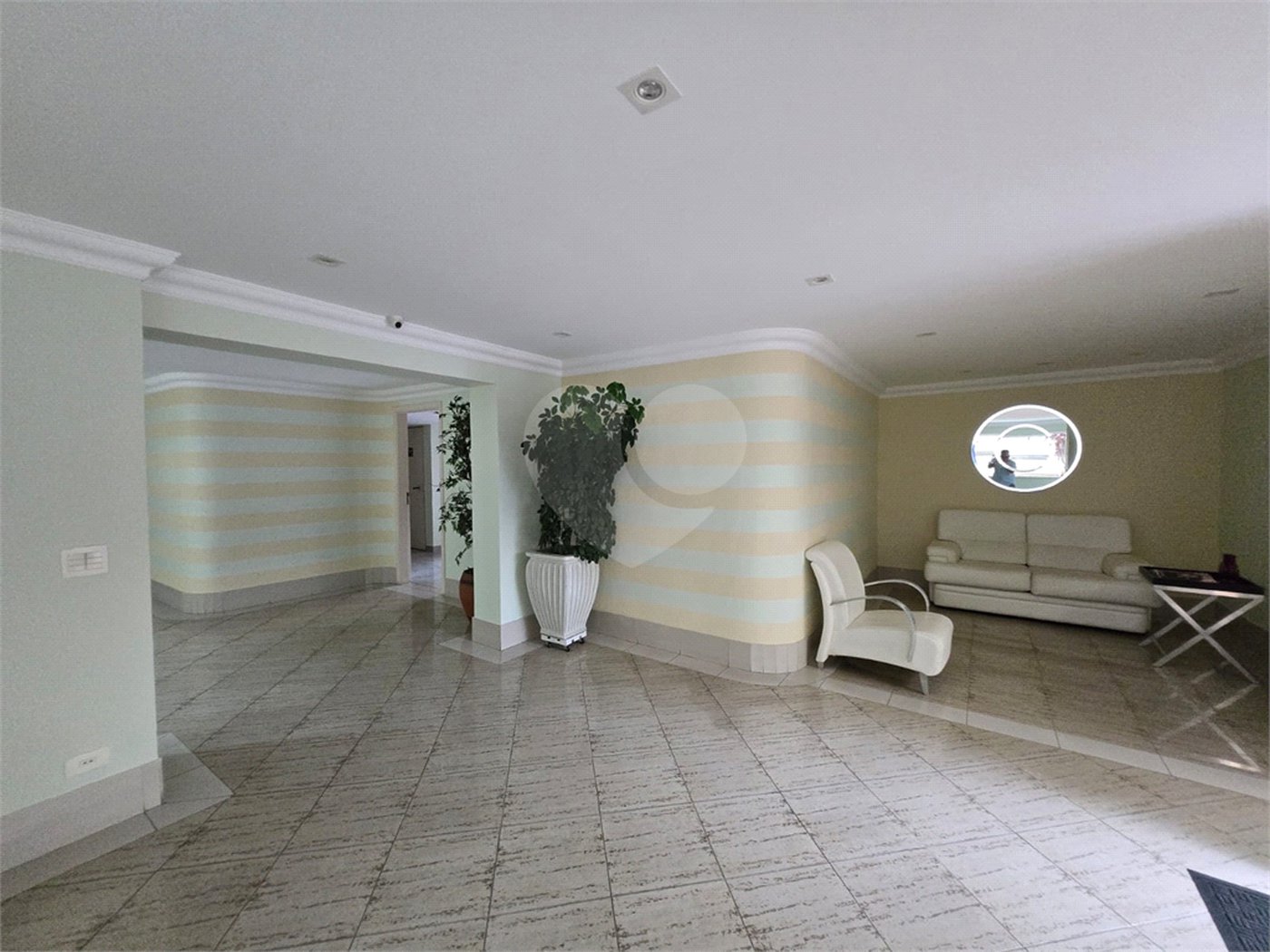 Apartamento à venda com 3 quartos, sendo 1 suíte,  em Indianópolis, São Paulo, SP