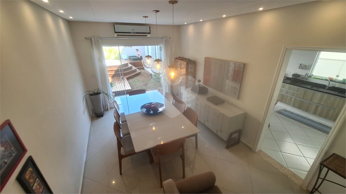 Casa à venda com 3 suítes no condomínio Residencial Villa dos Inglezes, Sorocaba - SP