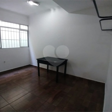 Casa à venda com 3 quartos em Jardim Santa Helena, Itaquaquecetuba, SP