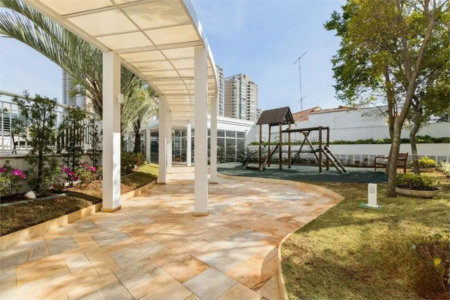 Apartamento à venda com 3 suítes em Vila Romana, São Paulo, SP