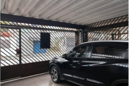 Casa Térrea à venda com 4 quartos, sendo 1 suíte,  em Vila Mazzei, São Paulo, SP