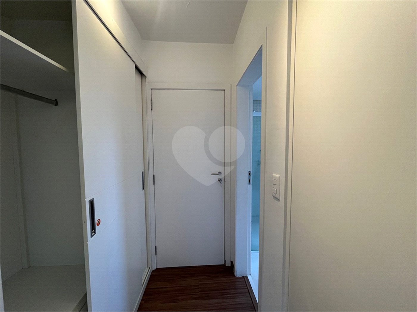 Apartamento à venda com 3 quartos, sendo 1 suíte, em Tremembé, São Paulo, SP
