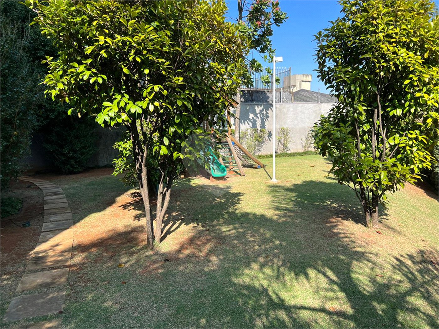 APARTAMENTO NA VILA MARIANA