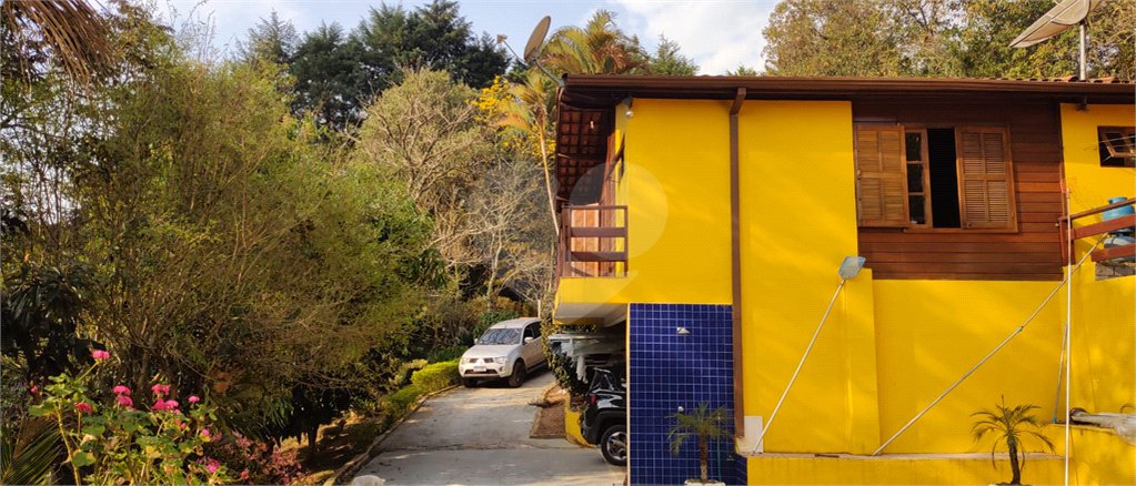 Casa à venda com 4 quartos, sendo 1 suíte, em Serra da Cantareira, Mairiporã, SP