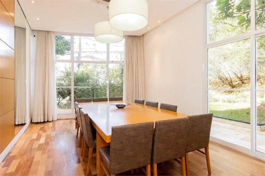 Apartamento à venda com 3 suítes em Vila Romana, São Paulo, SP