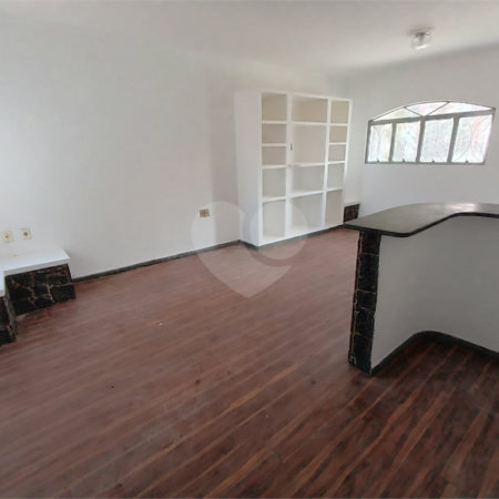 Casa à venda ou para alugar com 6 quartos, sendo 2 suítes, em Jardim Itália, Itapetininga, SP