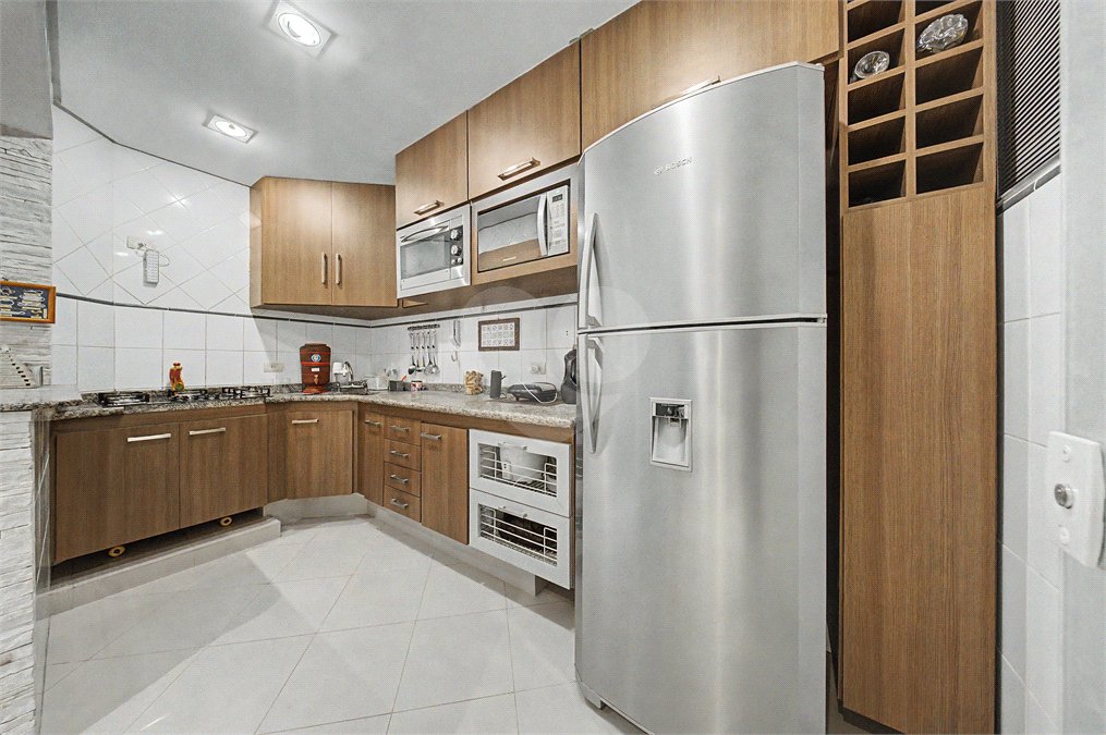 Apartamento para alugar com 3 quartos, sendo 1 suíte,  em Palmas do Tremembé, São Paulo, SP