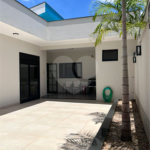 Casa à venda com 3 quartos, sendo 1 suíte, no condomínio Cond Laguna, Indaiatuba - SP