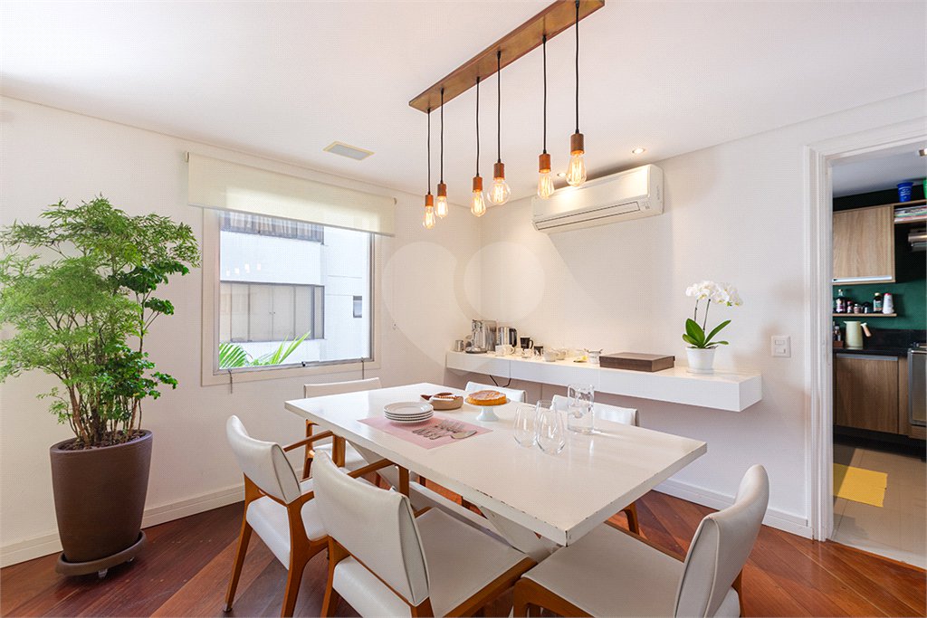 Apartamento à venda com 4 suítes em Itaim Bibi, São Paulo, SP