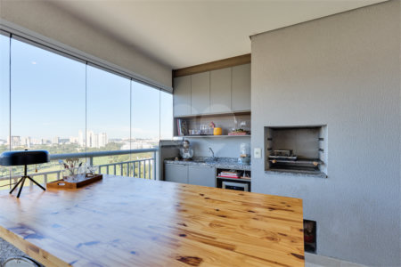 Apartamento à venda com 2 quartos, sendo 1 suíte, em Santo Amaro, São Paulo, SP