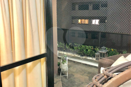 Apartamento à venda com 3 suítes em Tatuapé, São Paulo, SP