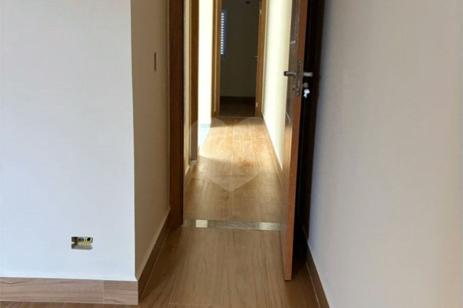Sobrado à venda com 3 quartos, sendo 1 suíte, em Vila Nova Cachoeirinha, São Paulo, SP