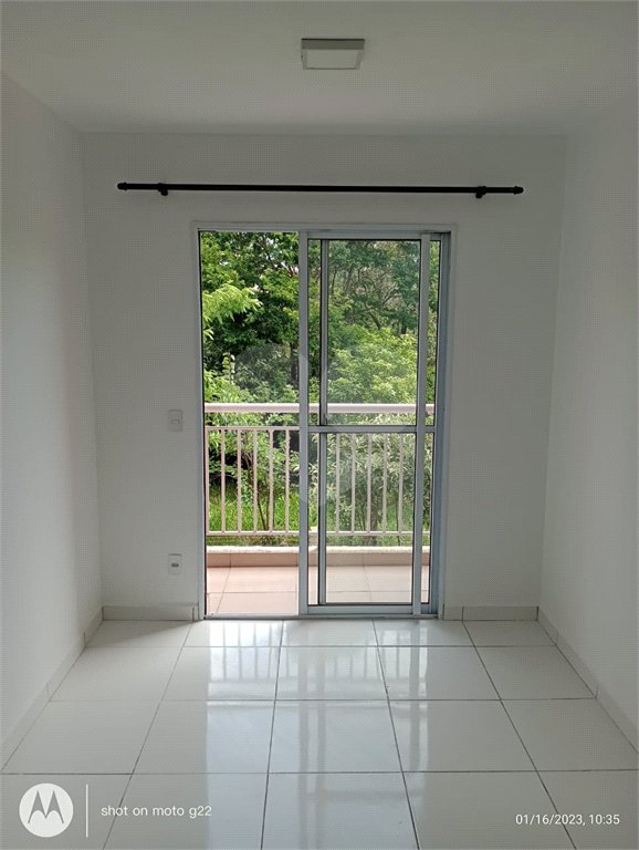 Apartamento à venda com 2 quartos em Lageado, Cotia, SP