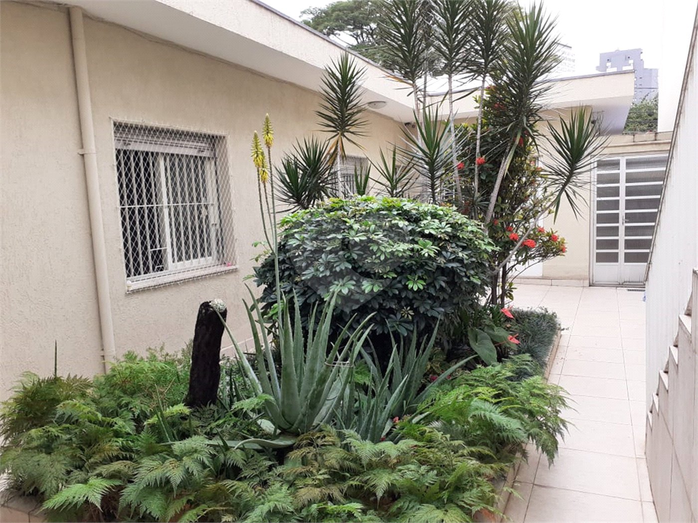 Sobrado à venda com 3 quartos, sendo 1 suíte, em Brooklin, São Paulo, SP