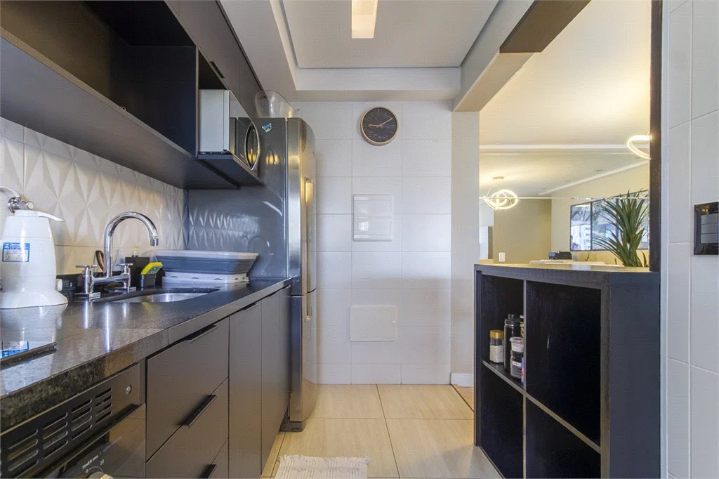 Apartamento à venda com 3 quartos, sendo 1 suíte, em Jardim Vazani, São Paulo, SP