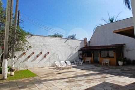 Sobrado à venda com 4 quartos, sendo 2 suítes, em Jardim Leonor, São Paulo, SP