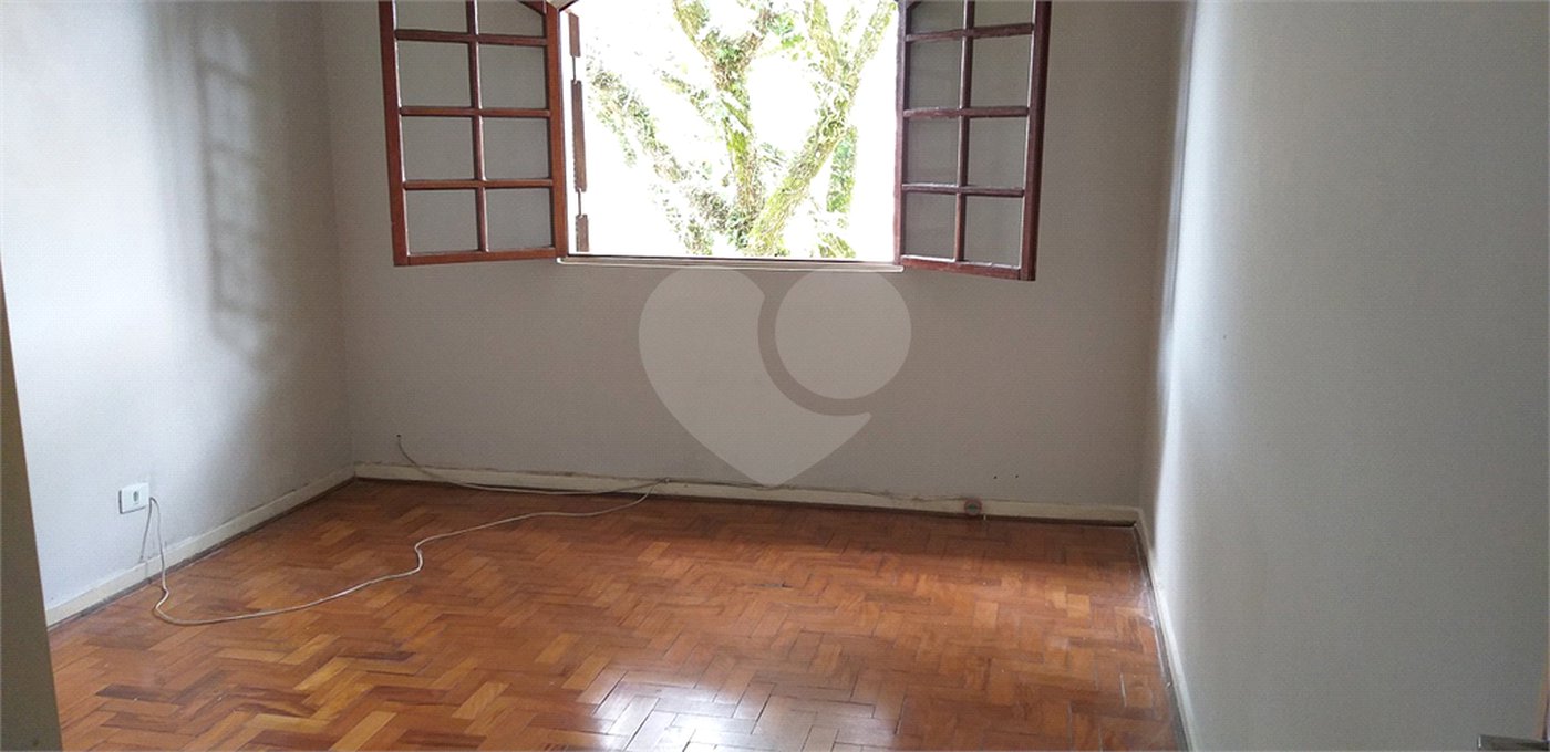 Sobrado à venda com 3 quartos em Água Fria, São Paulo, SP