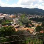 Sobrado à venda com 4 quartos em Lavapés, Mairiporã, SP