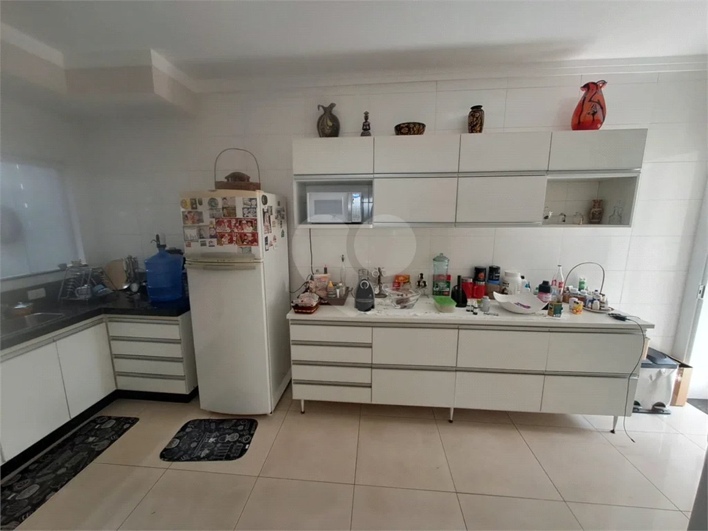 Linda Casa 3 dormitórios com piscina - R$ 950.000,00