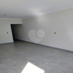Casa nova 2 quartos dois banheiros Jardim Hikari