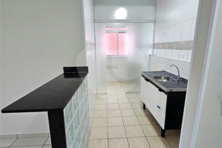 Apartamento à venda com 2 quartos, sendo 1 suíte, em Vila das Belezas, São Paulo, SP