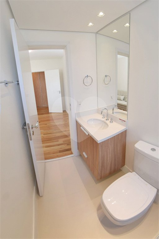 Apartamento à venda com 3 suítes em Vila Romana, São Paulo, SP