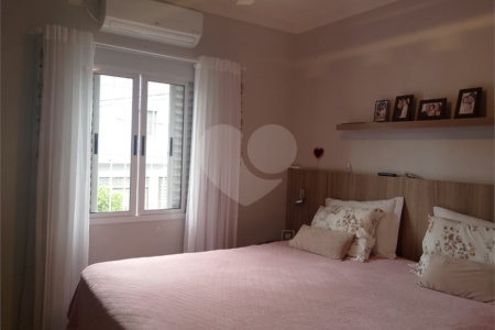 Sobrado à venda com 3 quartos, sendo 2 suítes, em Vila Dom Pedro I, São Paulo, SP