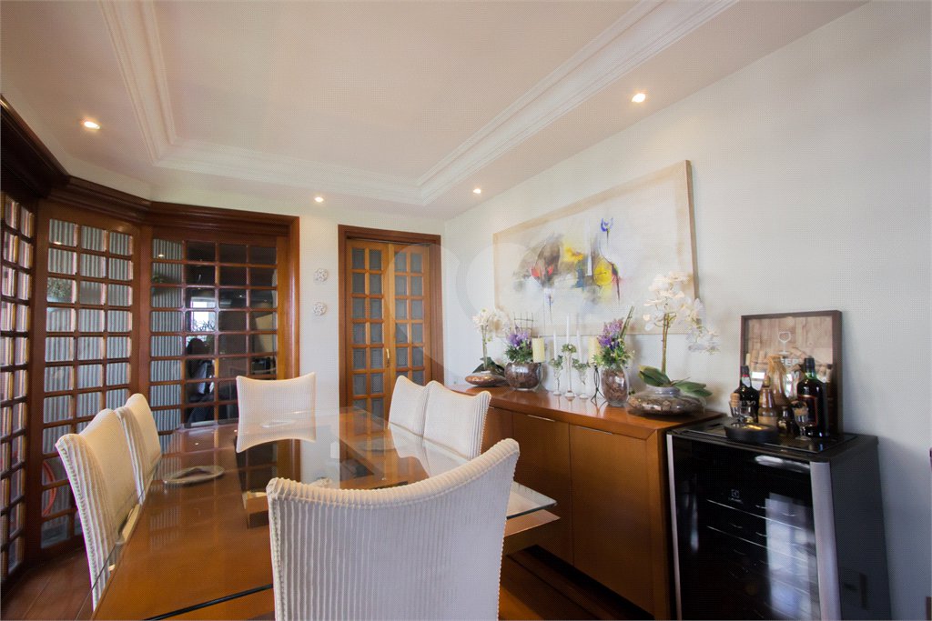 Apartamento à venda com 3 quartos, sendo 1 suíte, em Vila Andrade, São Paulo, SP