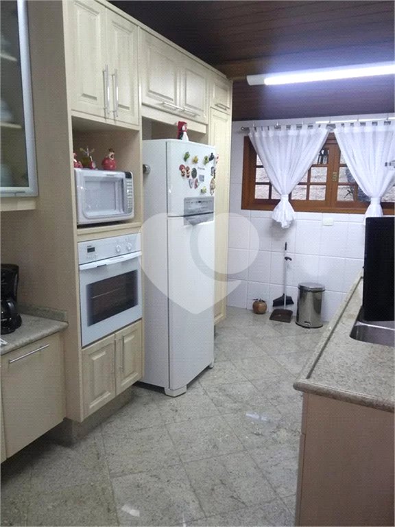 Casa à venda com 3 quartos, sendo 1 suíte, em Roseira, Mairiporã, SP