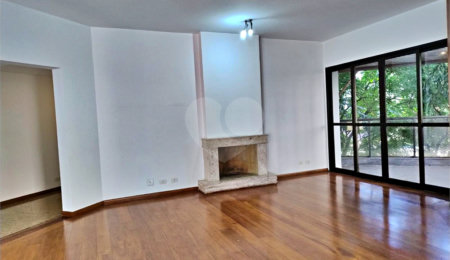 Apartamento à venda com 4 quartos, sendo 2 suítes, em Indianópolis, São Paulo, SP