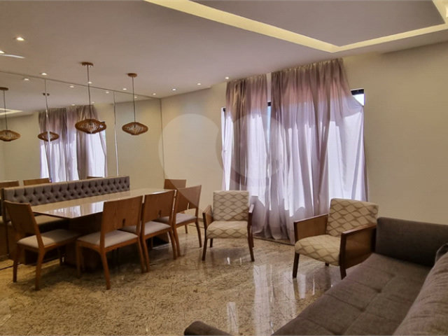 Sobrado à venda com 3 quartos, sendo 1 suíte,  em Santana, São Paulo, SP