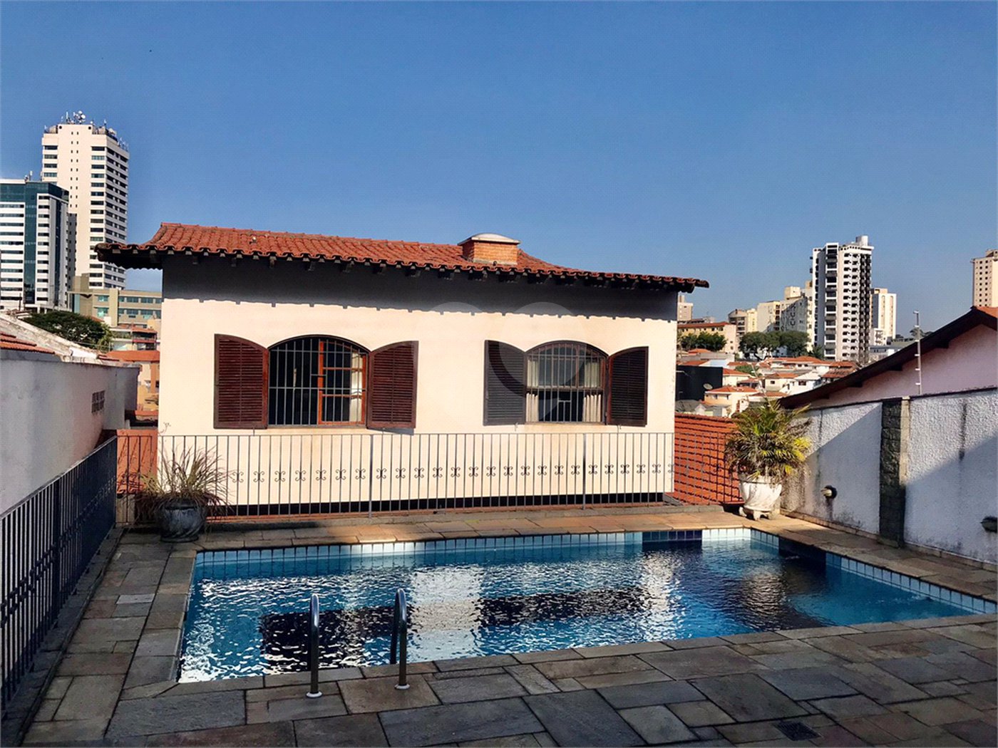 Sobrado à venda com 3 suítes em Jardim Franca, São Paulo, SP