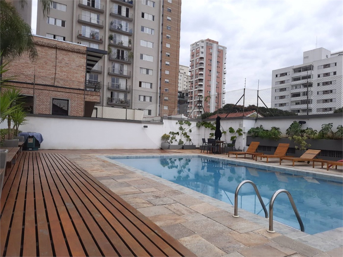 Apartamento à venda com 3 suítes em Pinheiros, São Paulo, SP