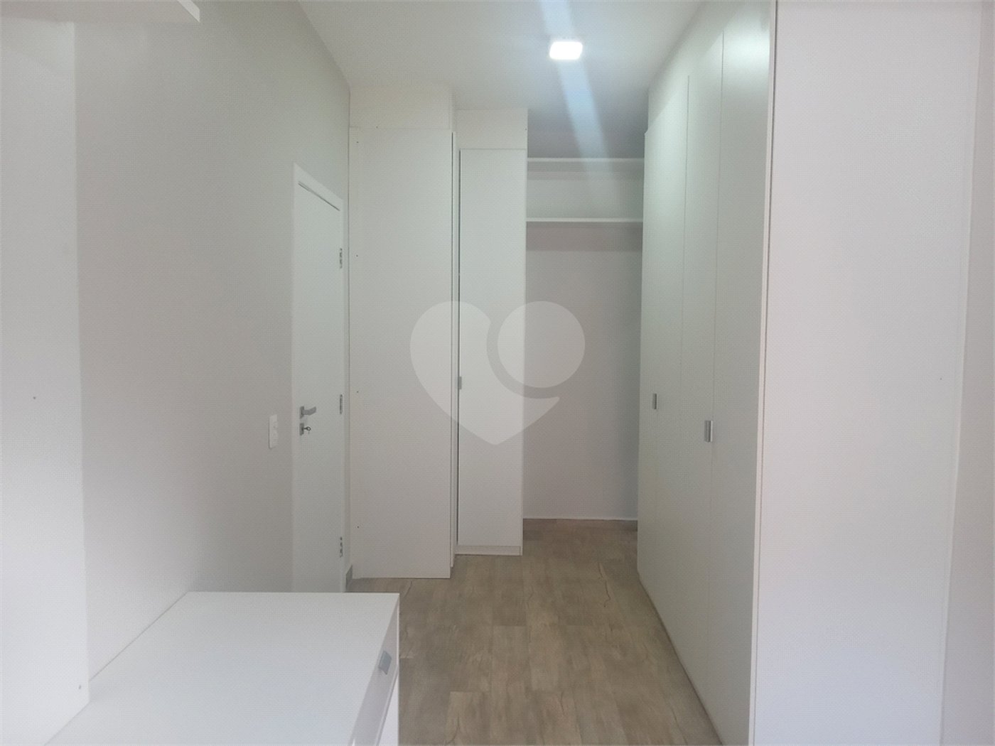 Casa à venda com 4 suítes no condomínio Lago da Boa Vista, Sorocaba - SP