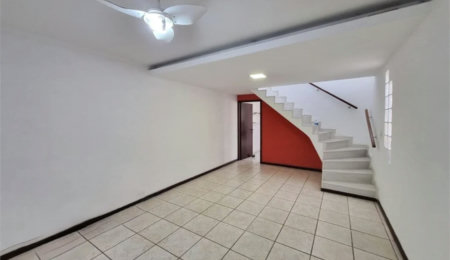 Sobrado à venda com 3 quartos, sendo 2 suítes, em Jardim Ester Yolanda, São Paulo, SP