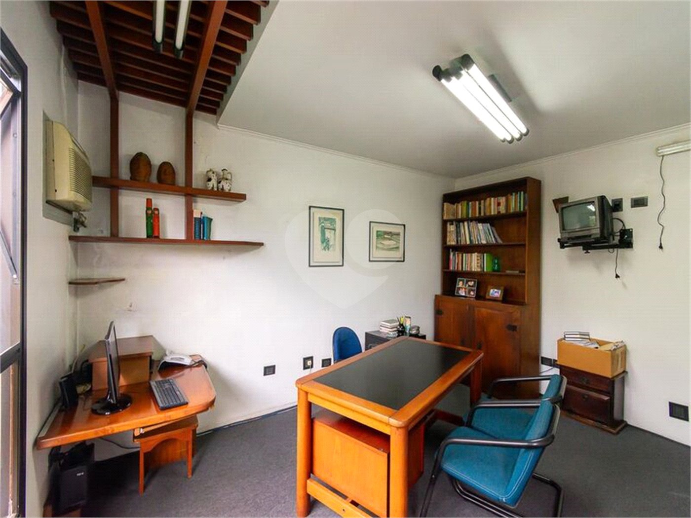 Casa à venda com 8 quartos, sendo 2 suítes, em Indianópolis, São Paulo, SP