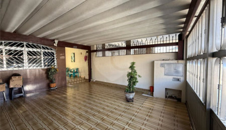 Sobrado à venda com 4 quartos, sendo 2 suítes,  em Parque Edu Chaves, São Paulo, SP