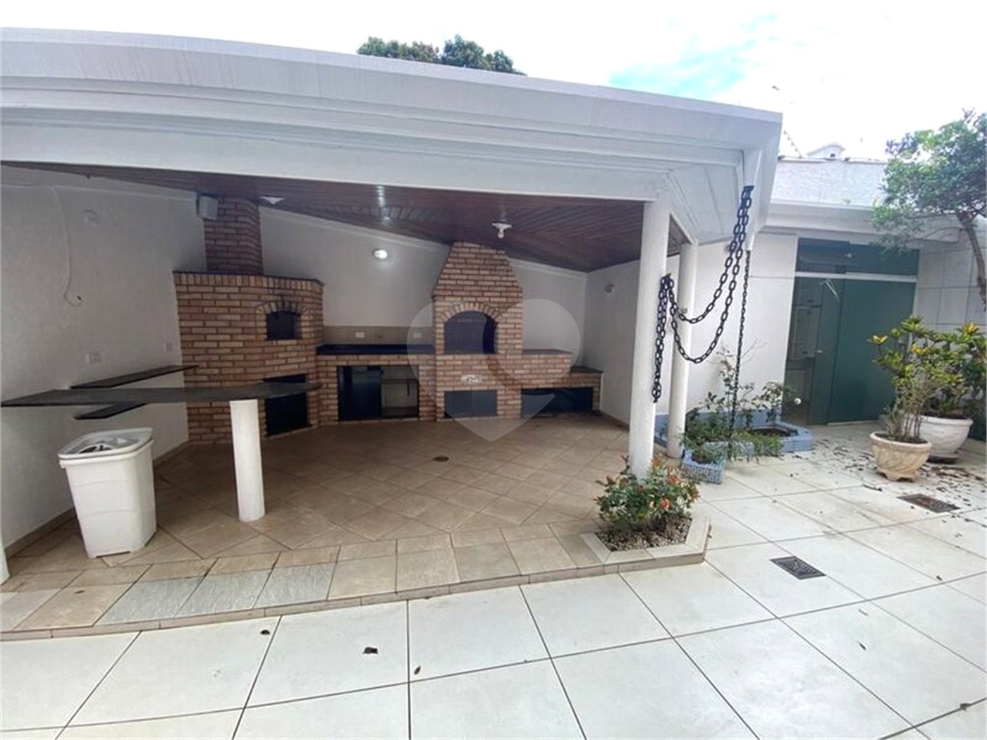Casa à venda com 4 quartos, sendo 3 suítes, no condomínio Villas Nova Tatuapé I, São Paulo - SP