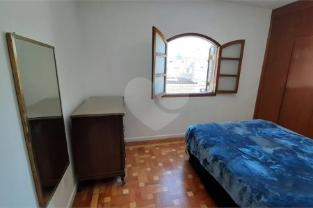 Sobrado à venda com 4 quartos, sendo 1 suíte,  em Planalto Paulista, São Paulo, SP