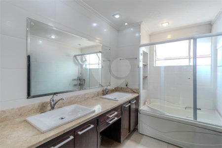 Apartamento à venda com 3 quartos, sendo 1 suíte,  em Granja Julieta, São Paulo, SP