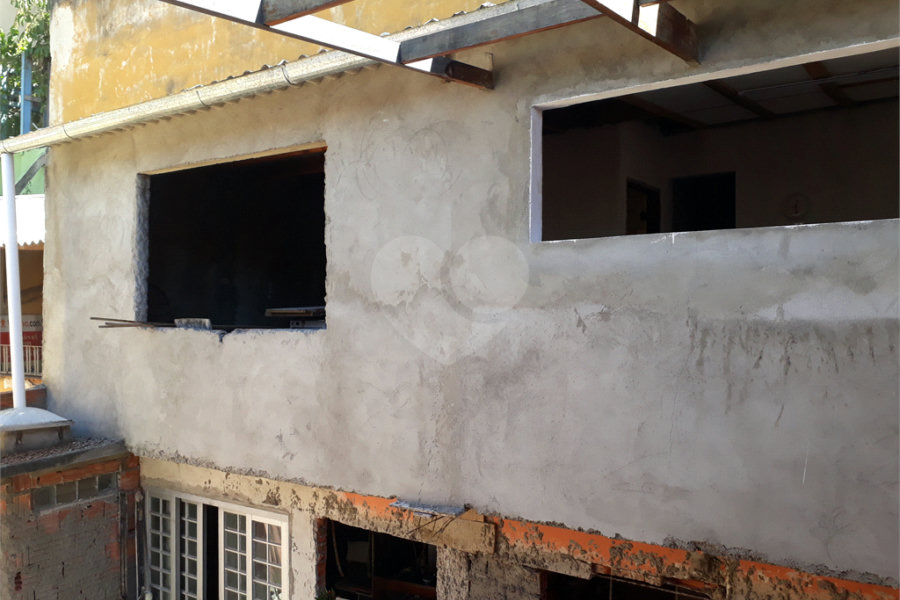 Sobrado à venda com 4 quartos, sendo 2 suítes, em Santana, São Paulo, SP