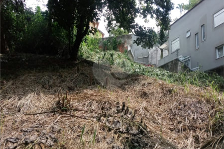 Terreno à venda em Vila Pedra Branca, São Paulo, SP