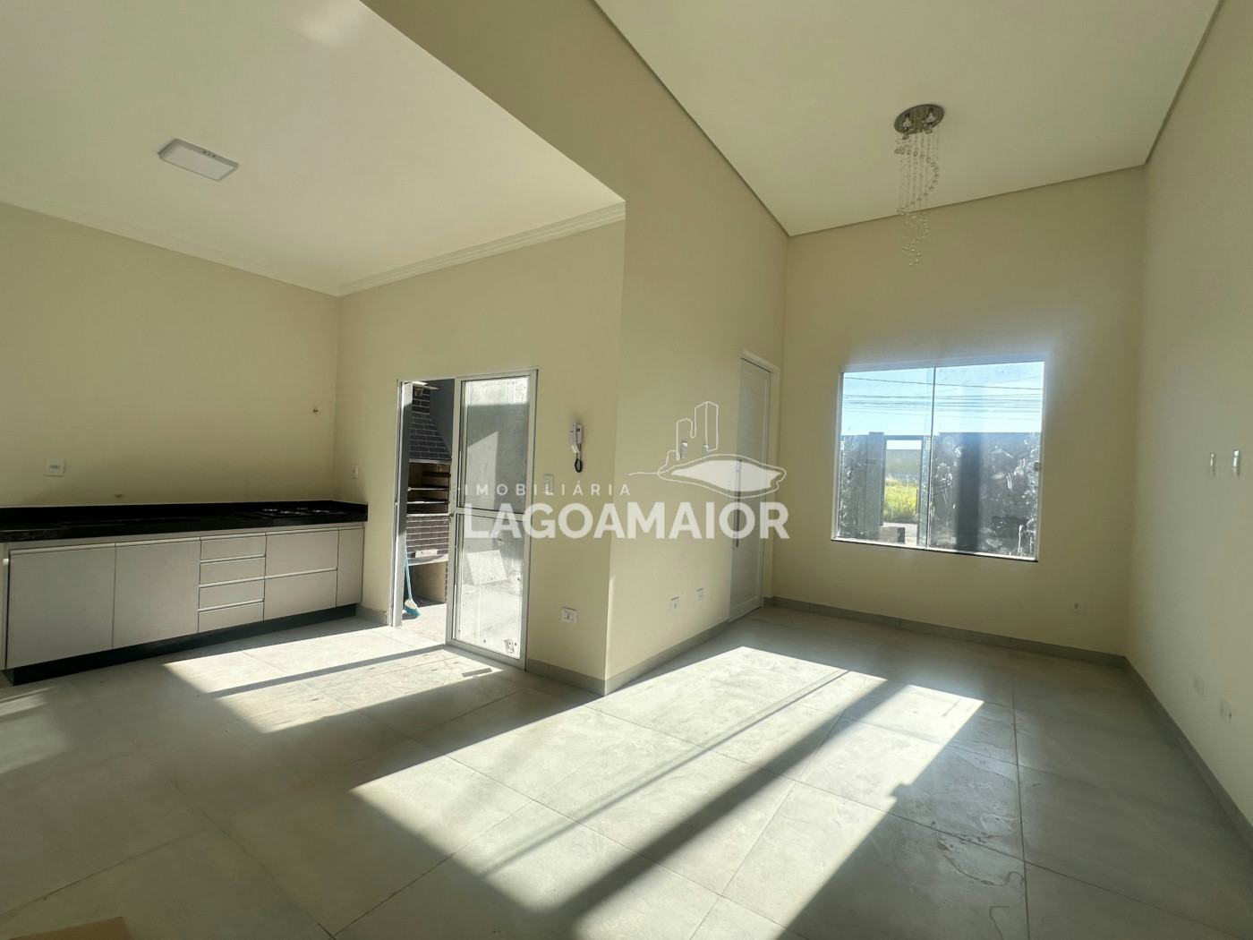 Apartamento à venda com 2 quartos em Jardim Alvorada, Três Lagoas, MS
