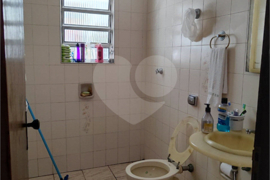 Sobrado à venda com 3 quartos, sendo 1 suíte,  em Parque Naçoes Unidas, São Paulo, SP